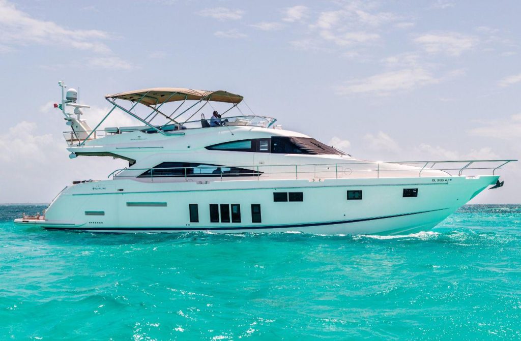 Large catamaran boat rental by Luxury Yacht Rental Cancun