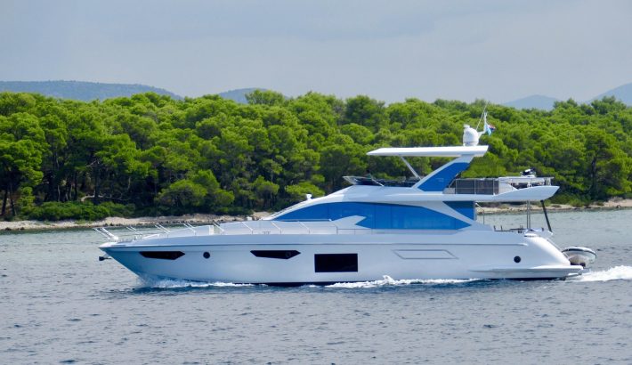 Summer vs Winter Yacht Cruises in Cancun