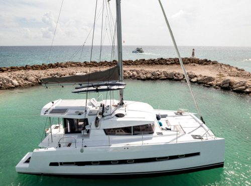 40 Ft Bali Catamaran Yacht Charter Tulum