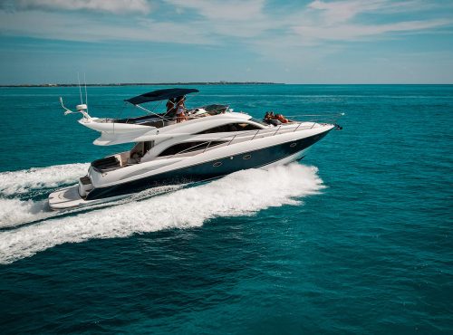 Luxury 60 Ft Sunseeker Manhattan Yacht Rental Tulum
