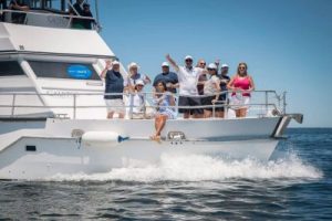 Luxury yacht and private boat rental near Marina Punta del Este Cancun