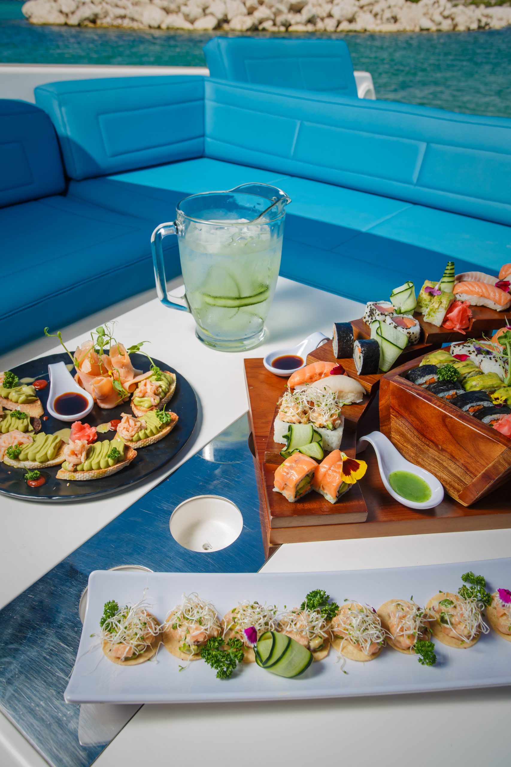Yacht Rental in Cancun with Chef